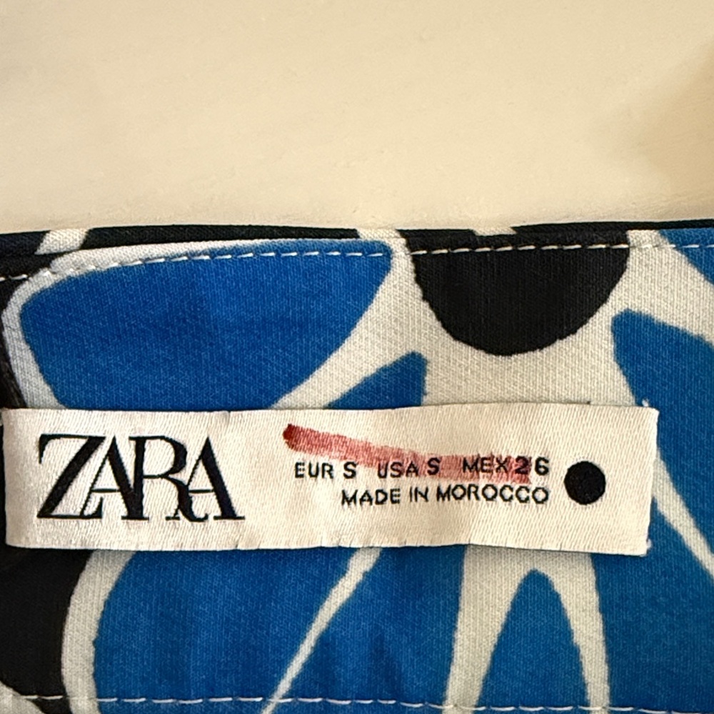 Zara Blue, White and Black High Waisted, Wide Leg Culottes - Picture 7 of 9